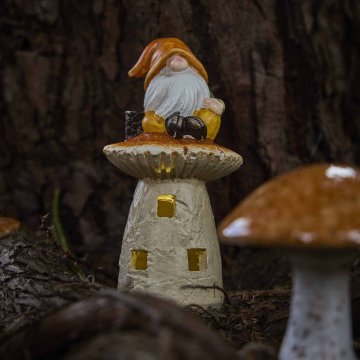 LED-Haus Pilz mit Wichtel, orange, 16 cm