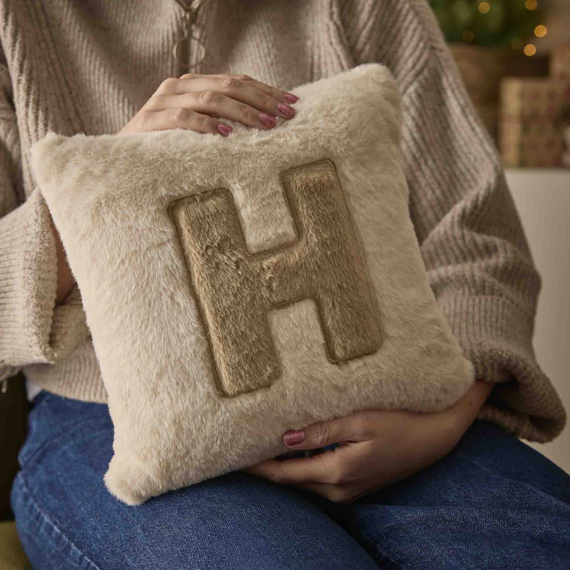 Kissen Buchstabe, H, 30 x 30 cm