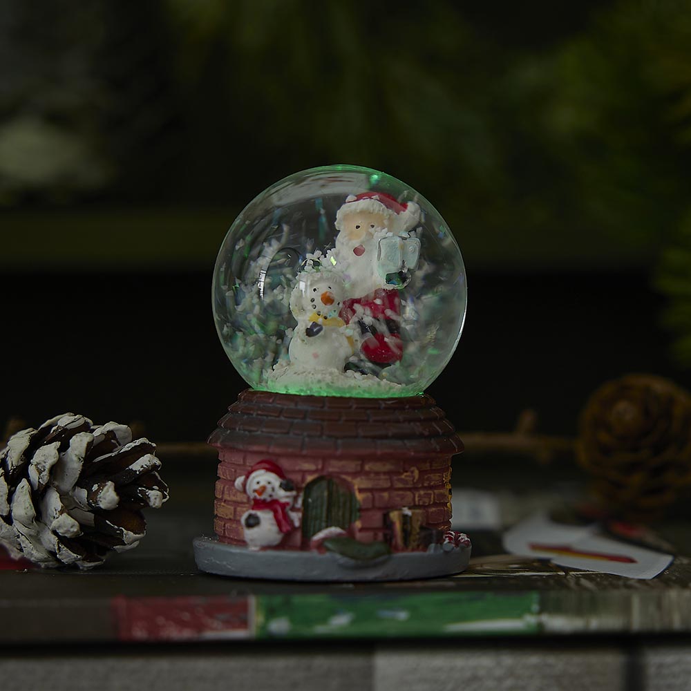 Schneekugel Haus, dunkelrot, 4.5 x 7 cm