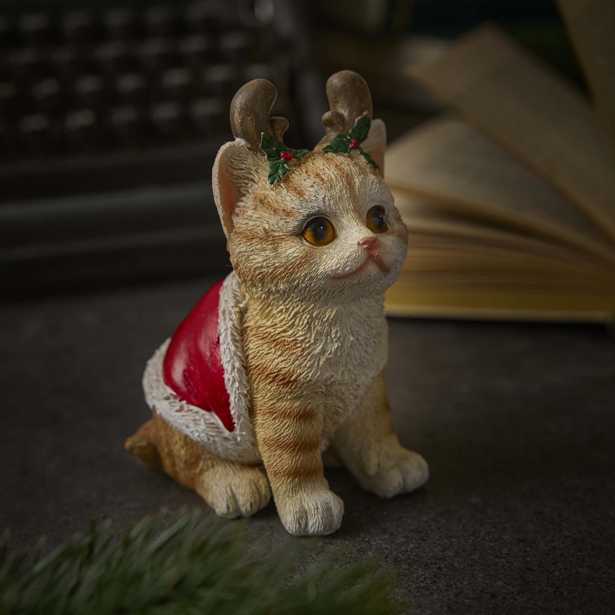 Weihnachtsfigur mit Mütze, Katze/orange, 9 x 12.5 cm