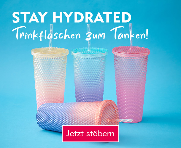 Entdecke bunte Trinkbecher bei Nanu-Nana Vier bunte Trinkbecher mit Strohhalm verlinkt auf die Kategorie Becher mit Strohhalm