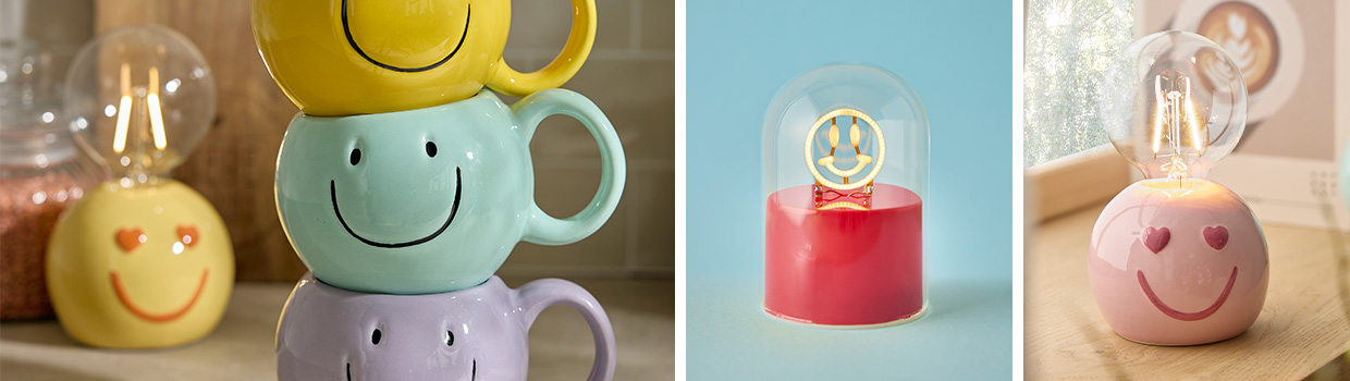 Smiley-Becher und Lampen werden pr&auml;sentiert